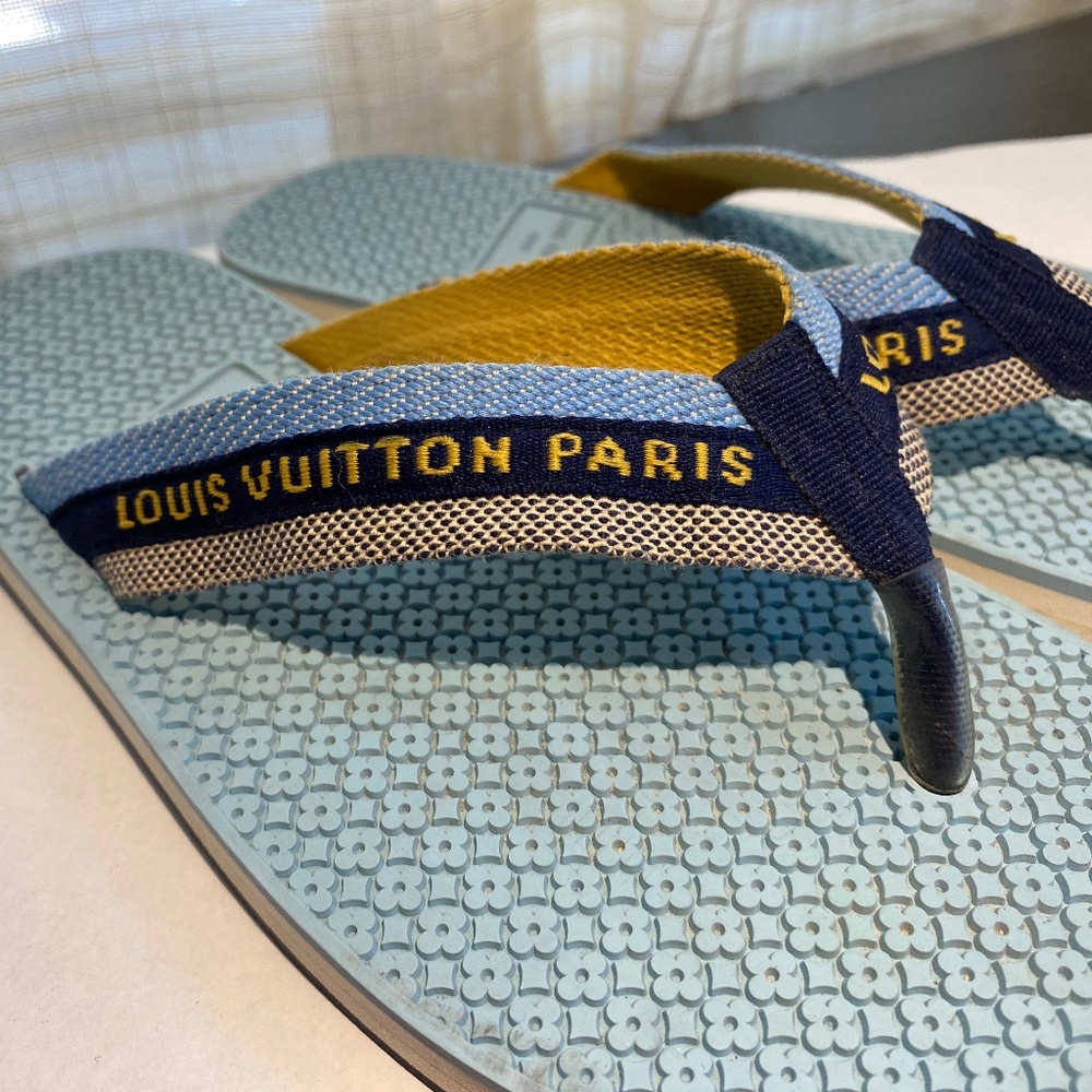 LOUIS VUITTON 'BAHIA' THONG RUBBER MONOGRAM blue FLIP FLOPS sandals Sz 7 SLIPPER - Picture 2 of 8
